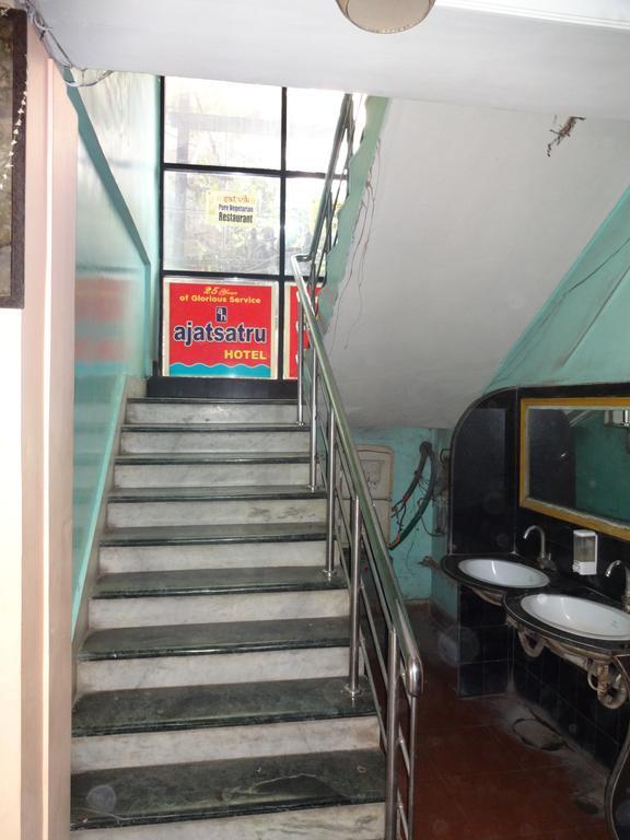 Ajatsatru Hotel Gaya Exterior foto